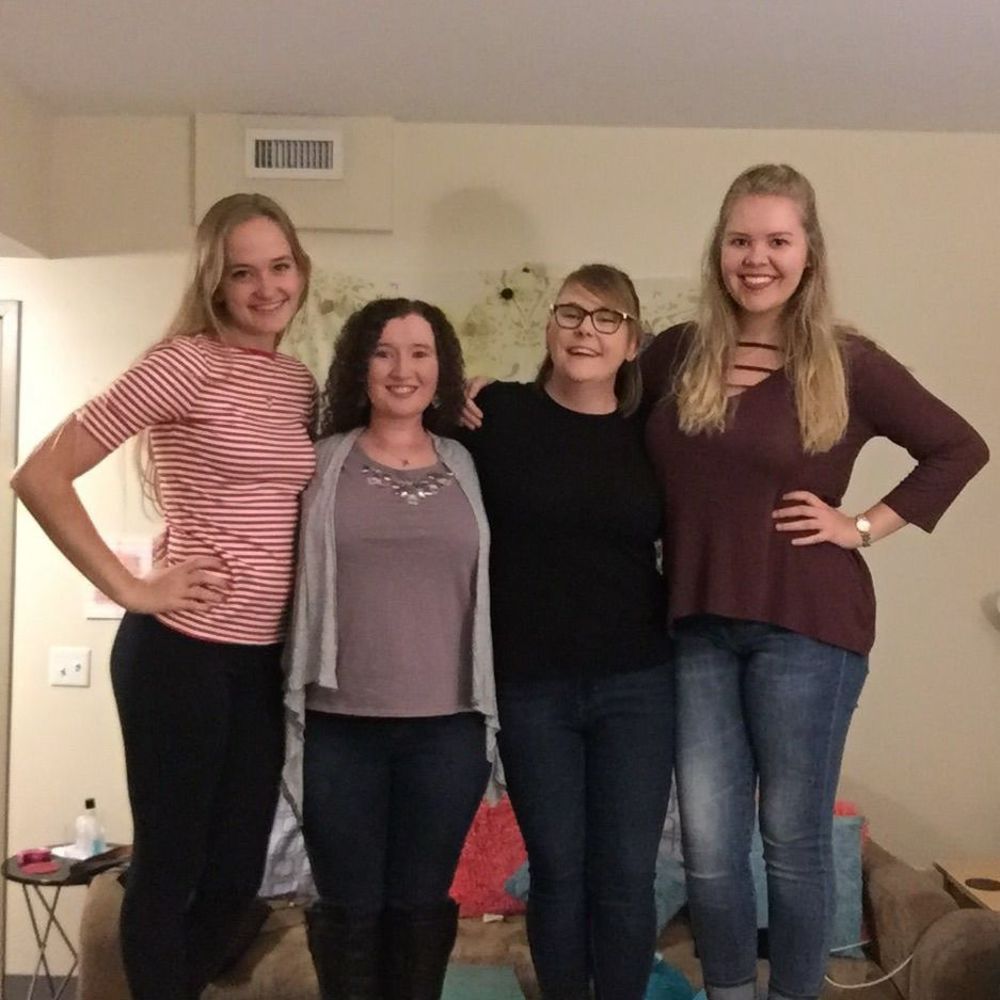 Meet your Posher, Ciara